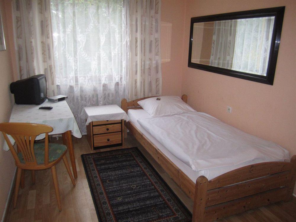 Hotel Faehrhaus ซาร์บรึคเคน ภายนอก รูปภาพ