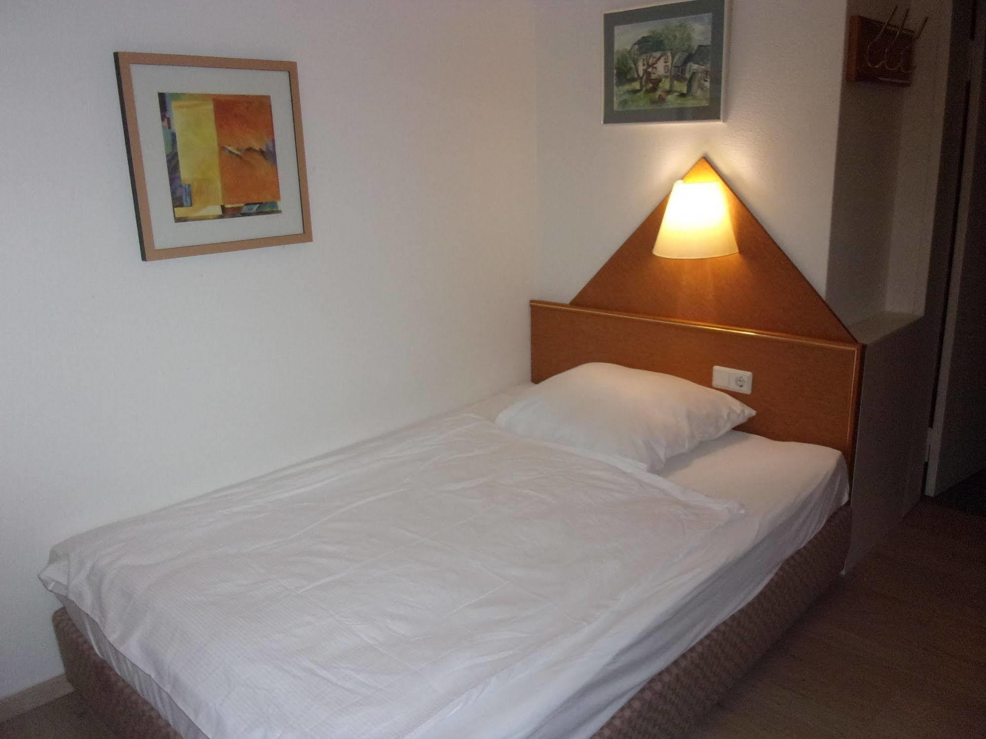 Hotel Faehrhaus ซาร์บรึคเคน ภายนอก รูปภาพ